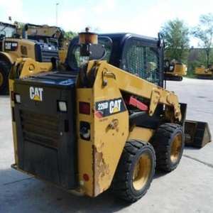 Chargeuse sur pneus CATERPILLAR 226D à vendre - Product Image 1