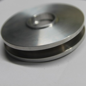 Petites pièces d'usinage CNC en acier inoxydable et aluminium Pièces de tournage CNC en métal - Product Image 3