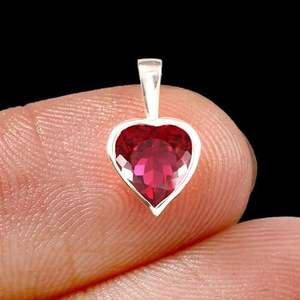 Mejor Precio, Joyas Shama Gems para Mujer, Plata de Ley 925 Chapada en Oro, Rubí Natural de Mozambique de 6x6 MM Hecho a Mano, Anillo de Compromiso con Corazón - Product Image 1