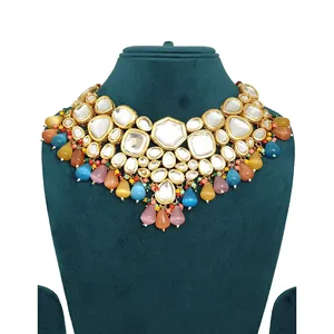 Juego de Collar Meenakari Chapado en Oro de 18K con Dibbi Kundan Multicolor Sin Cortar, Joyería Cultural Coleccionable - Product Image 3