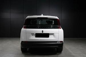 FAW Bestune N.A.T 2023, Batería de Litio de 55 kWh, Neumáticos R18, Asientos de Cuero, Cámara Trasera, Faros LED - Product Image 4