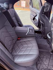 2023 760i xDrive, V8 biturbo de 536 hp, tracción en las cuatro ruedas, altamente equipado, sin modificar - Product Image 4