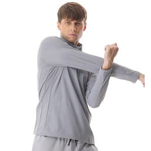Performance Golf Quarter Zip pour les rondes du matin Tissu satiné léger et extensible anti-rides - Product Image 5