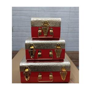 Fabrication et exportateur de boîte de coffre en métal faite à la main meilleure qualité ensemble de deux tailles différentes look classique meilleur prix boîte de rangement - Product Image 4