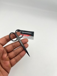 Ciseaux à ongles de qualité supérieure, écologiques, à lame incurvée, couleur plasma noire, logo personnalisé, ciseaux à cuticules. - Product Image 3