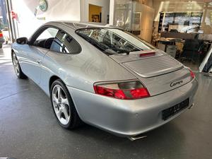 2004 PORS CHE 996 auto sportiva da corsa a trazione anteriore/coupé 4 S COUPE NEU VOLL 415PS Twin Turbo 7s cambio automatico - Product Image 5