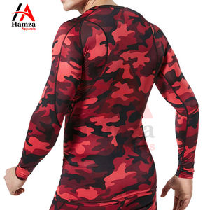Camisas de compresión hechas a mano de último estilo Rash Guard de manga larga personalizadas de calidad superior a precio profesional competitivo - Product Image 6