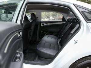 SUV Essence Automatique d'Occasion 2024 MNE--MGR--AND EV Haute Vitesse Sièges en Cuir Toit Ouvrant Panoramique - Product Image 3