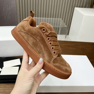 Chaussures de sport pour hommes à semelle design, style large et élégant, chaussures de luxe légères, polyvalentes et tendance, chaussures plates décontractées - Product Image 2