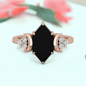 Bague hexagonale en onyx noir vintage, diamant Moissanite taillé en cerf-volant pour mariage, fiançailles, anniversaire ou cadeau de fête - Product Image 2