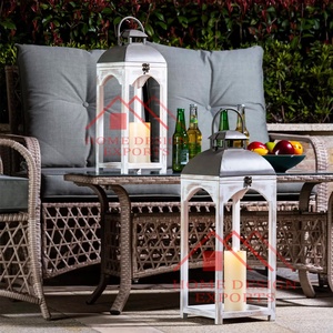 Linterna colgante de madera blanca antigua decorativa para jardín al aire libre, linterna de madera alta superventas para decoración de boda - Product Image 6