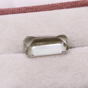 Compre la piedra preciosa suelta facetada amatista de corte esmeralda natural de grado superior para la fabricación de joyas piedra natal | Venta al por mayor disponible - Product Image 5