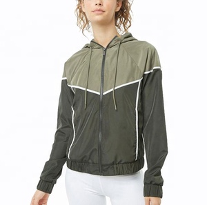 Logo personnalisé de haute qualité femmes coupe-vent veste en nylon décontracté femmes coupe-vent caractéristique pour adultes - Product Image 1