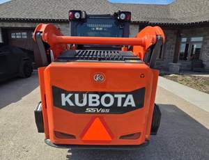 Minicargadora diésel usada Kubota, MINICARGADORA DE Riel, 800KG, con cortacésped forestal a la venta en Australia/EE. UU./Europa - Product Image 2