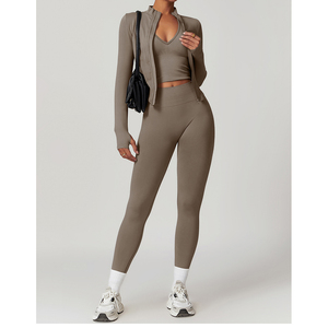 Venta al por mayor Active Wear Tennis Gym Fitness Conjunto de 3 piezas Sujetador deportivo Leggings Chaqueta Cintura alta Transpirable Secado rápido Logotipo frontal - Product Image 6