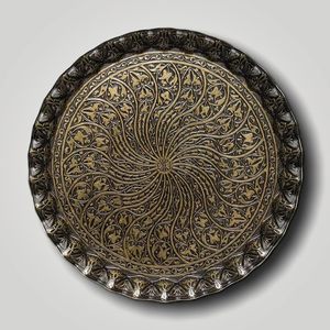Plateau en métal ondulé en bronze authentique ottoman turc avec plateau de service de thé au café à motifs traditionnels - Product Image 5