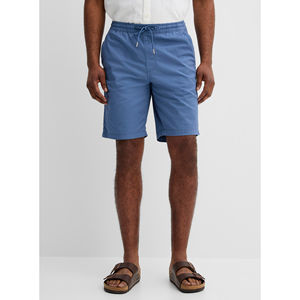 Pantalones cortos deportivos personalizados para hombre diseñados con tela de malla transpirable de secado rápido con un estilo informal y cierre de cordón - Product Image 6