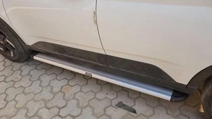 Estribos Laterales de Aluminio para SUV y Automóviles |   Ligero |   Disponible en Longitudes de 66 y 74 Pulgadas |   Para Suministro al por Mayor - Product Image 2