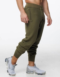 Pantalon de jogging décontracté en molleton 100 % coton pour homme, personnalisé avec logo, idéal pour la course sur piste et la gym – Vente en gros - Product Image 4