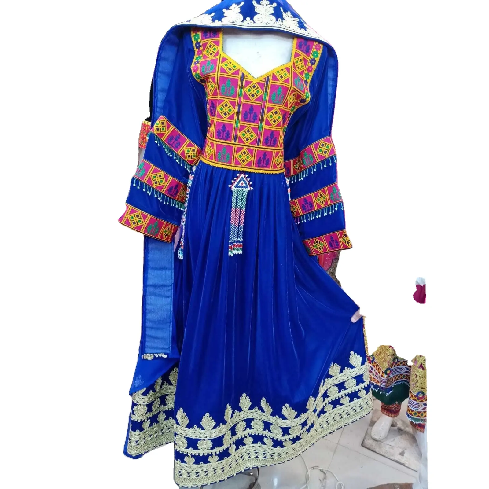 पाकिस्तानी नई अफगानी kuchi पोशाक आदिवासी सूट फ्रॉक था द्वारा अंतरराष्ट्रीय