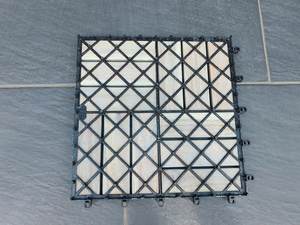 Venta caliente 30x30cm Azulejos entrelazados de madera de acacia Diseño moderno Antideslizante Impermeable para uso en interiores y exteriores Hecho en Vietnam - Product Image 6