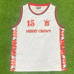 Uniforme de baloncesto de alta calidad personalizable conjuntos 100% poliéster características transpirables con pantalla de nombre del equipo - Product Image 1