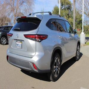 Toyota Highlander 2022 en Perfecto Estado - Product Image 2