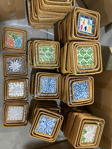 Plateau en rotin incrusté de nacre, rotin et coquillages pour service décoratif, Vietnam par 99 Gold Data - Ms Violet - Product Image 5