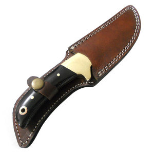 Cuchillo de caza hecho a mano de hoja fija multifuncional de acero de Damasco con mango de madera OEM personalizable - Product Image 6