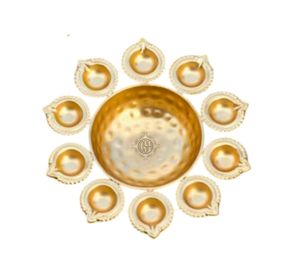 Elegante acabado en oro Metal Handi Urli Top Heavy Weight Vintage Festival Decoración Moda Artesanal Urli Best Seller - Product Image 4