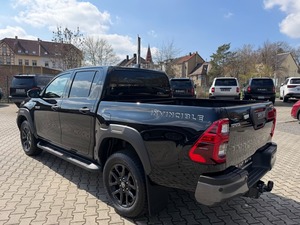 Toyota Hilux Diesel Turbo Automatic SUV Euro II Emission Leather Seats Sunroof LED Headlights Rear Camera <4L Engine <b>TPMS</b> - Product Image 2