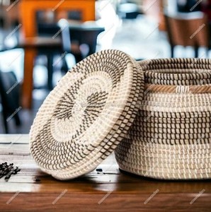 Cesta de mimbre de hierba marina tejida a mano con asa de almacenamiento, cesta de mano, cesto de regalo, cesta de frutas con tapa para ocasiones especiales - Product Image 3