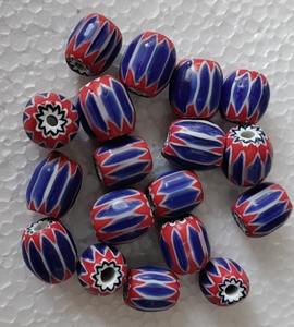 Perles de verre chevron rayées sur mesure dans des tailles sur mesure adaptées aux créateurs de bijoux et aux magasins de perles - Product Image 4