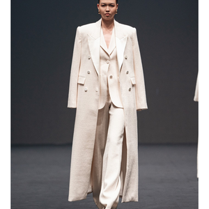 เสื้อโค้ทกันหนาวสำหรับผู้หญิงเสื้อโค้ทกระดุมสองแถวแขนยาวออกแบบโลโก้ได้ตามต้องการแบรนด์หรู - Product Image 3