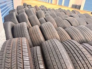 Pneus Radiaux d'Occasion Propres et en Gros pour Voitures Particulières 215/70R16 avec Indice de Vitesse H Prêts pour l'Exportation Mondiale – Achetez des Pneus PCR à Bas Prix - Product Image 5