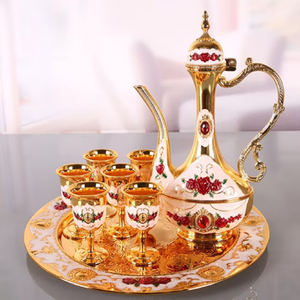 Juego de té metálico moderno con acabados elegantes y asas ergonómicas Diseño grabado Tetera de café Vasos de alta calidad al por mayor - Product Image 1