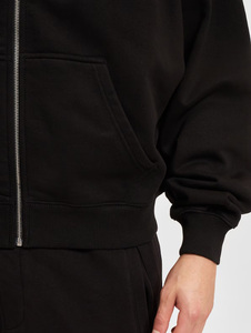 Sweat à capuche zippé à manches longues pour hommes OEM avec poches à l'avant Vêtements d'extérieur de style streetwear pour sweats à capuche fabriqués au Pakistan - Product Image 6