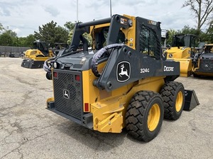Asequible usado Johnn Deeree 324G Compare Wheel Skid Steers Loader para la venta - Product Image 6