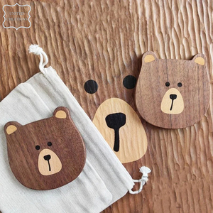 Ensemble de sous-verres en bois de noyer de haute qualité Style classique Teddy Table basse déco avec un design unique - Product Image 2