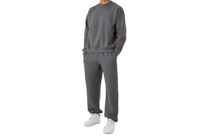 Ensemble de jogging de haute qualité avec logo personnalisé pour hommes, vêtements de sport pour hommes, vêtements d'entraînement, vêtements de gym personnalisés, confortables, pour hommes - Product Image 2