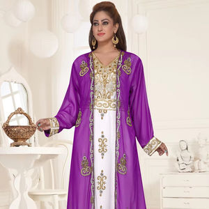 Kaftans islámicos Georgette bordados morados con hijab a prueba de sol. - Product Image 1