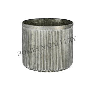 Customized Galvanized Metal Iron Great for Outdoor Uses Vintage Style Outdoor Garden Planters Pots at Wholesale Price in India - Product Image 6
