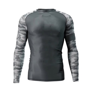 Rashguard personnalisé respirant à séchage rapide UPF50+ en polyester et élasthanne pour Jiu Jitsu MMA, couleur personnalisée, manches longues, unisexe - Product Image 1