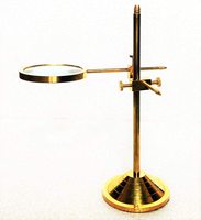Loupe LED en laiton sur support réglable, style vintage doré, faite à la main, en métal poli, pour lecture sur bureau, fournitures de bureau et décoration