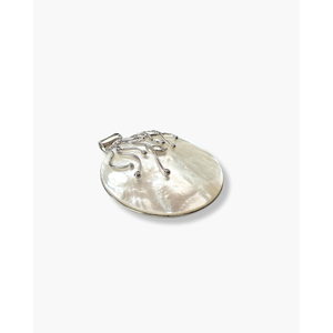 Pendentif rond en acier inoxydable plaqué rhodium et or avec accents de diamants et de perles - Product Image 2