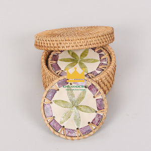 Sous-verre rond en rotin naturel fait à la main avec un design varié pour la table et la cuisine à personnaliser du Vietnam - Product Image 3