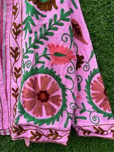 เสื้อแจ็คเก็ตสั้นปักลายซูซานีสำหรับผู้หญิง ปี 2025 ผ้าฝ้ายบุขนสัตว์ ระบายอากาศได้ดี อุ่นสบายในฤดูหนาว ตกแต่งด้วยงานปักอย่างหรูหรา - Product Image 4