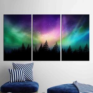 Arte impreso en lienzo con silueta de bosque y cielo estrellado Aurora Borealis, JUEGO DE 3 LIEÑOS - Product Image 1