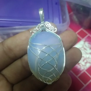 Vente en gros de collier pendentif arbre de vie en opalite fil de cristal naturel enroulé de pierre cadeaux de fantaisie à vendre - Product Image 5