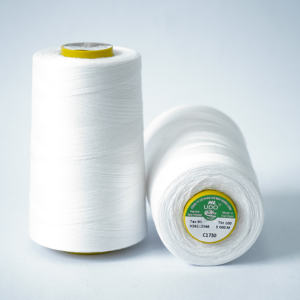 Haute qualité HL UDO PERSONNALISÉ POLYESTER NOYAU POLYESTER TOURNÉ TAILLE TEX30 100% Polyester RÉSISTANCE À L'EAU Fils - Product Image 2